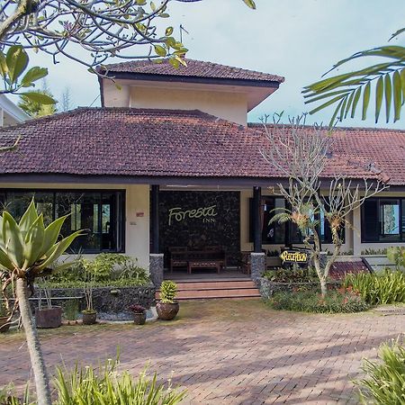 Foresta Inn Family Resort Prigen Dış mekan fotoğraf