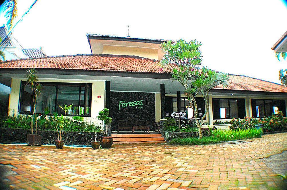 Foresta Inn Family Resort Prigen Dış mekan fotoğraf