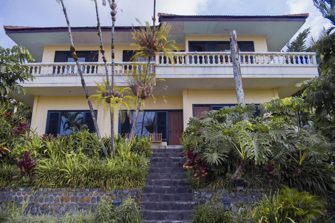 Foresta Inn Family Resort Prigen Dış mekan fotoğraf