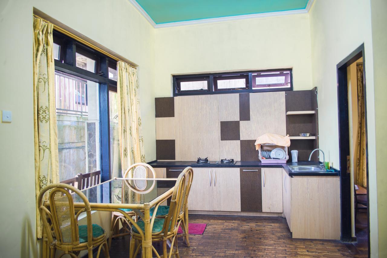 Foresta Inn Family Resort Prigen Dış mekan fotoğraf