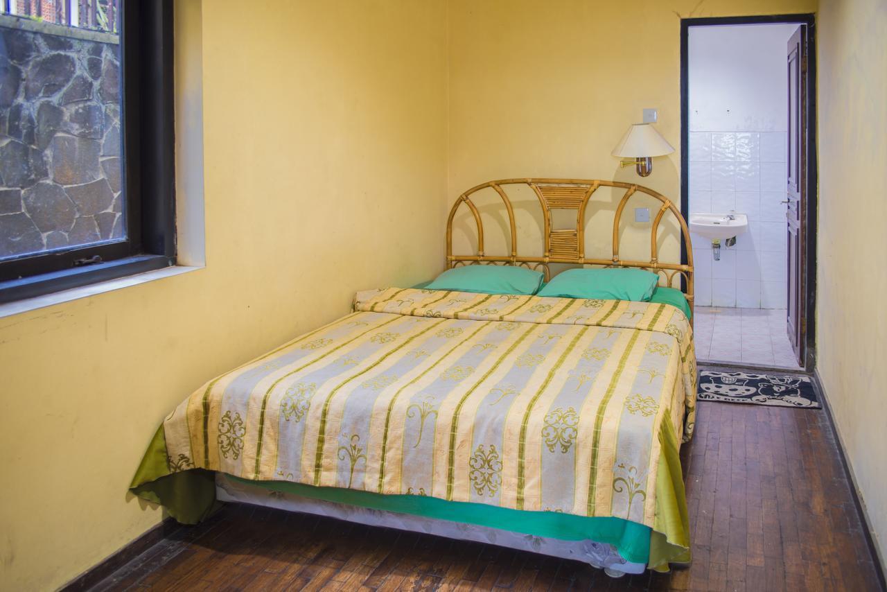 Foresta Inn Family Resort Prigen Dış mekan fotoğraf
