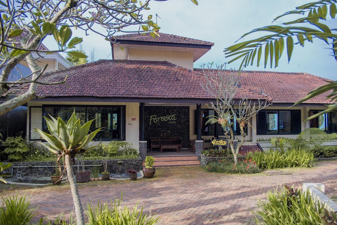 Foresta Inn Family Resort Prigen Dış mekan fotoğraf